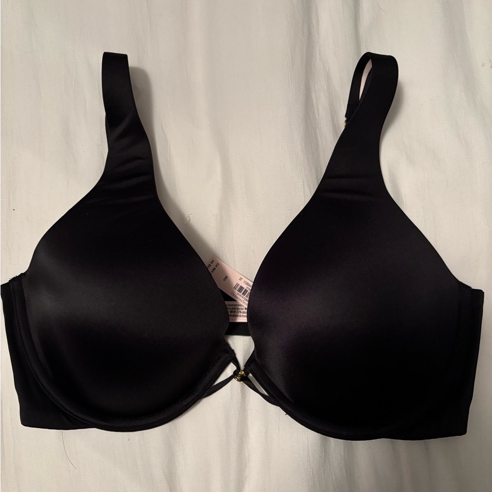 NWT- Victoria's Secret Plunge Bra